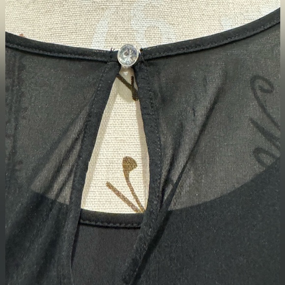 Jennifer Lopez Black, Loose Fit w/ Built in Tank- size S - Picture 5 of 10